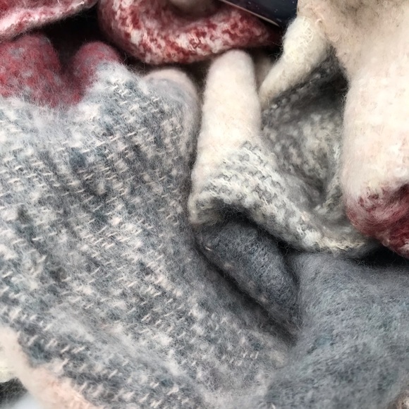 NWT True North Woven Soft Scarf with Fringe - Picture 6 of 7